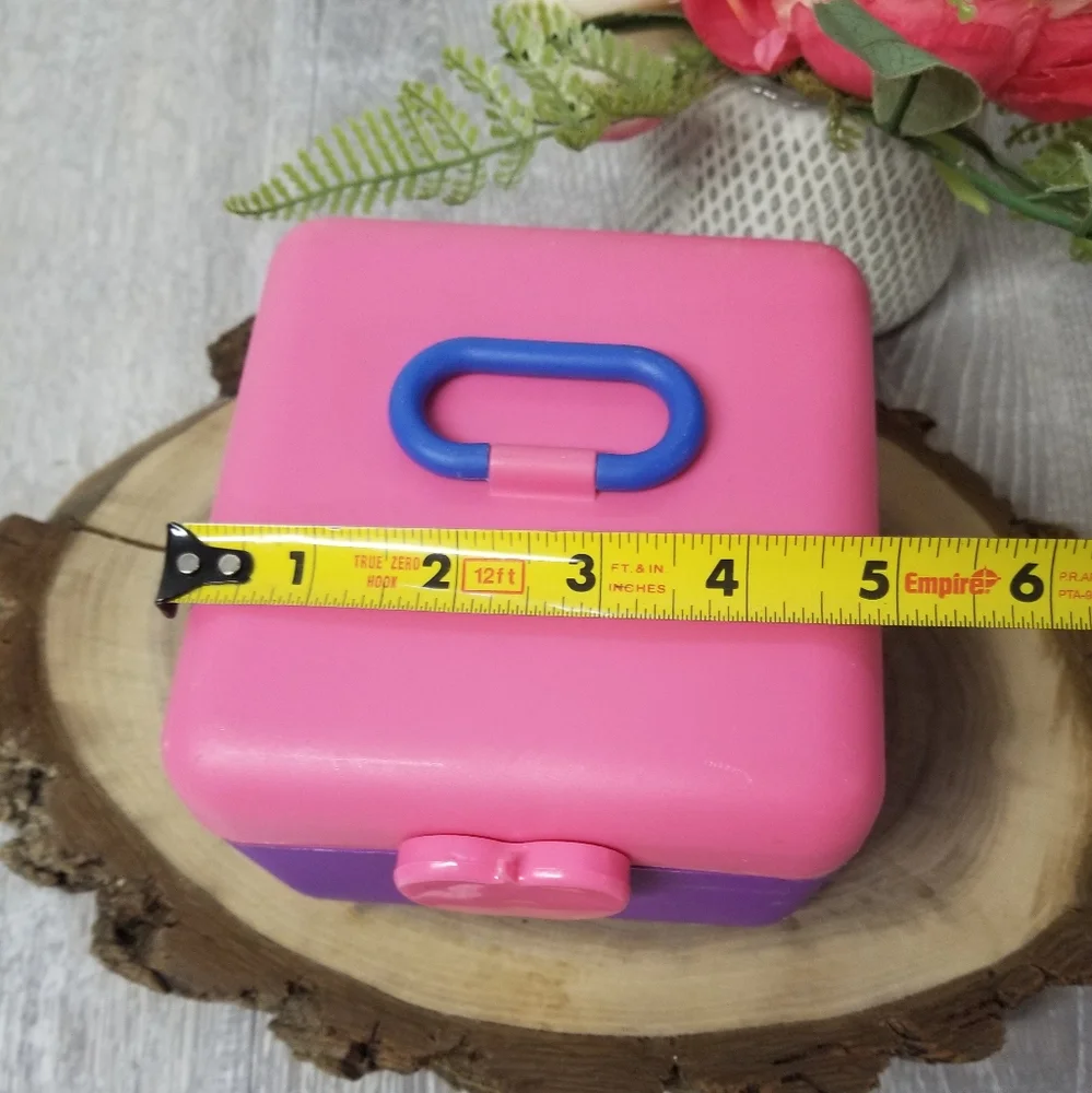Vintage caboodles like makeup case